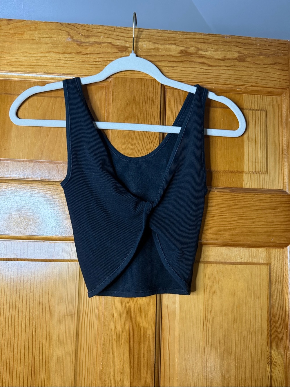 Out From Under by Urban Outfitters Ribbed Twist Front Tank Top – Black – Size M/